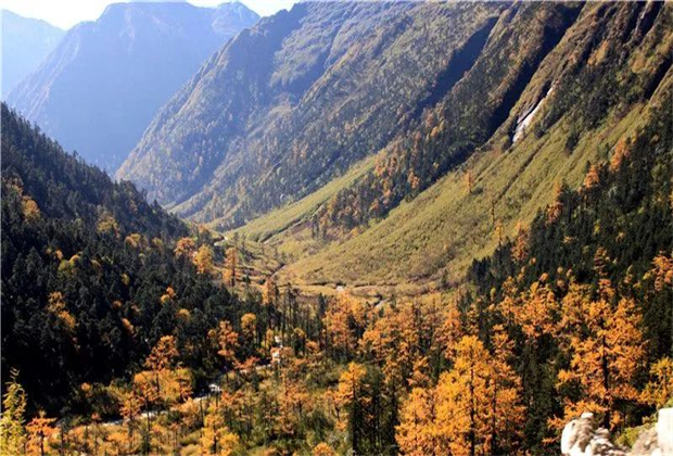 怒江定制旅游：來(lái)福貢，一起用腳步丈量山川，享受美好